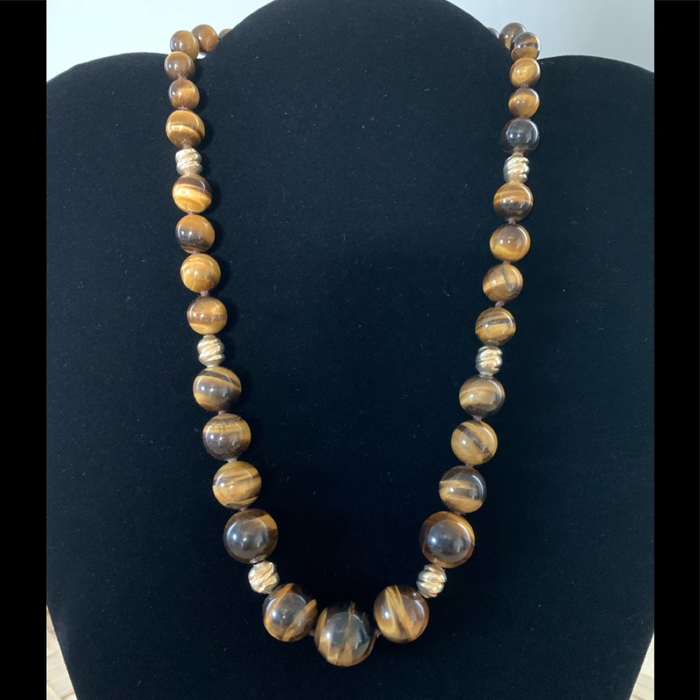 Elegant Tiger Eye Bead Necklace with Safety Catch